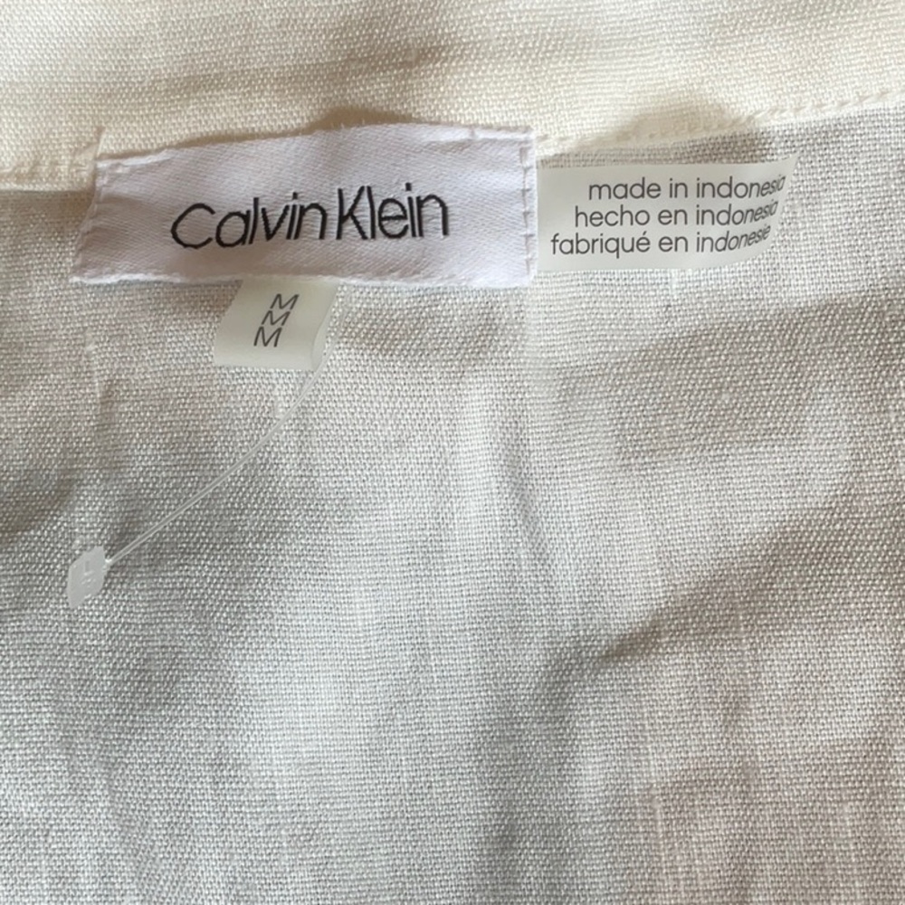 NWOT Calvin Klein Off-White Linen Blend Button Down Blouse in Size M. - Picture 10 of 12
